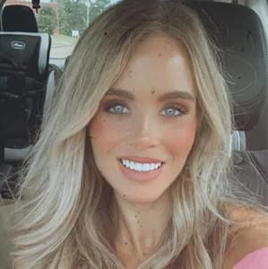 Meet your Posher, Natalie